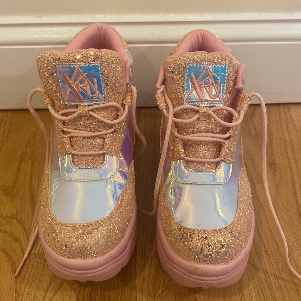 Y.R.U. Matrixx Platform Sneakers in light pink - Picture 2 of 6